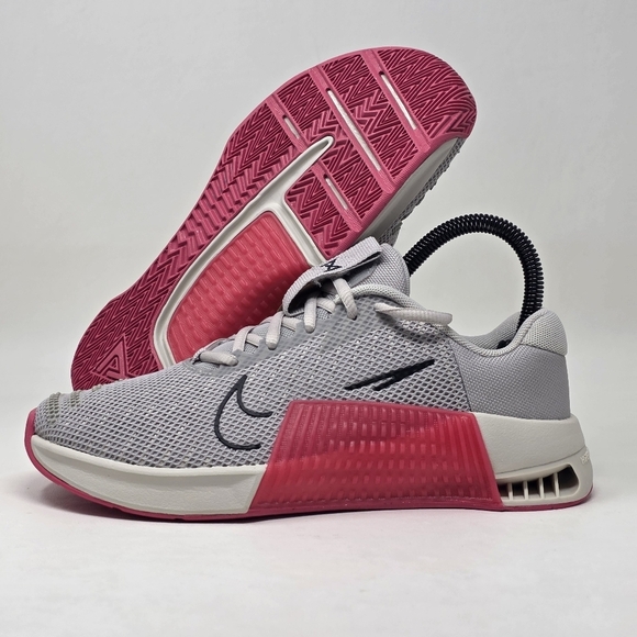 Nike  Metcon 9 Training Shoes Light Iron Pink DZ2537-004 Womens's Size 6 New - Picture 1 of 10